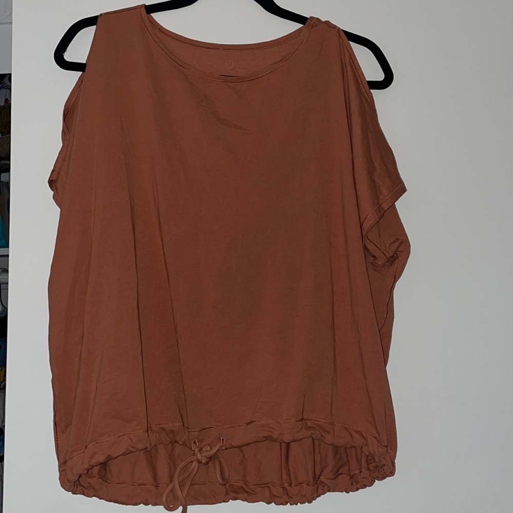 Cold shoulder top